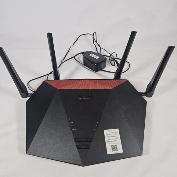 NETGEAR Nighthawk Pro Gaming XR1000 WiFi Router Wireless Internet w/ Power Cable - Picture 1 of 8